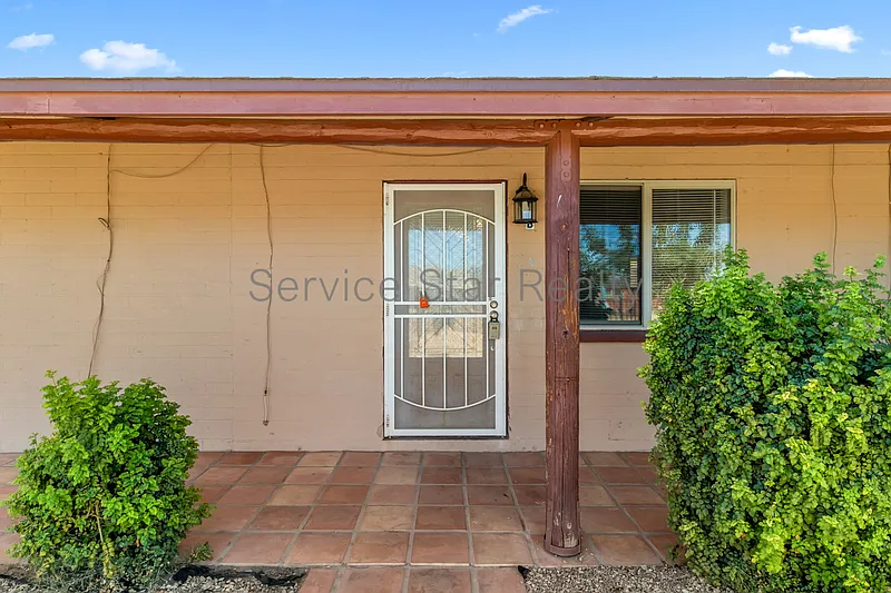3 bed, 1.0 bath, 1100 sqft, $1,399 — Photo 4