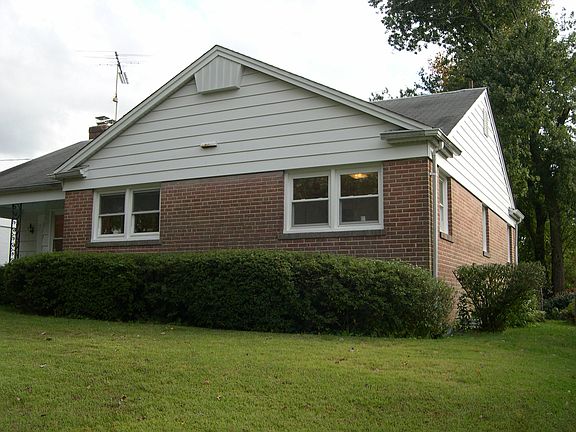 5th image of 4404 Franklin St