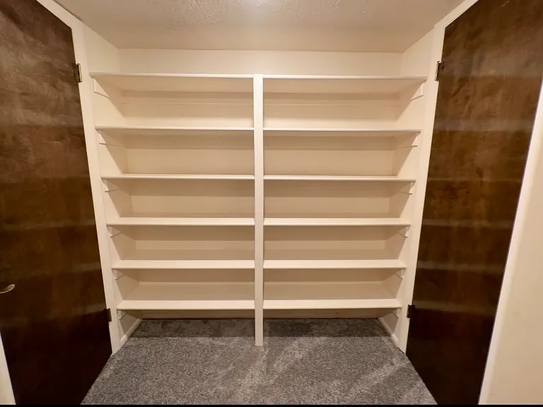 2586 E Woodland Dr #1 — Photo 10