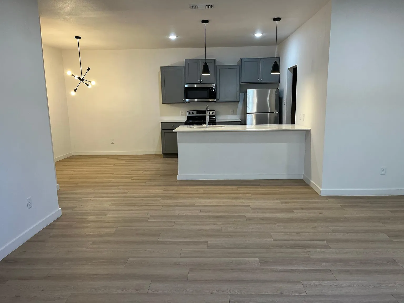 5702 Kemper St — Photo 2