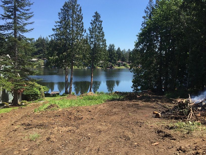 1st image of 1510 SE Crescent Dr
