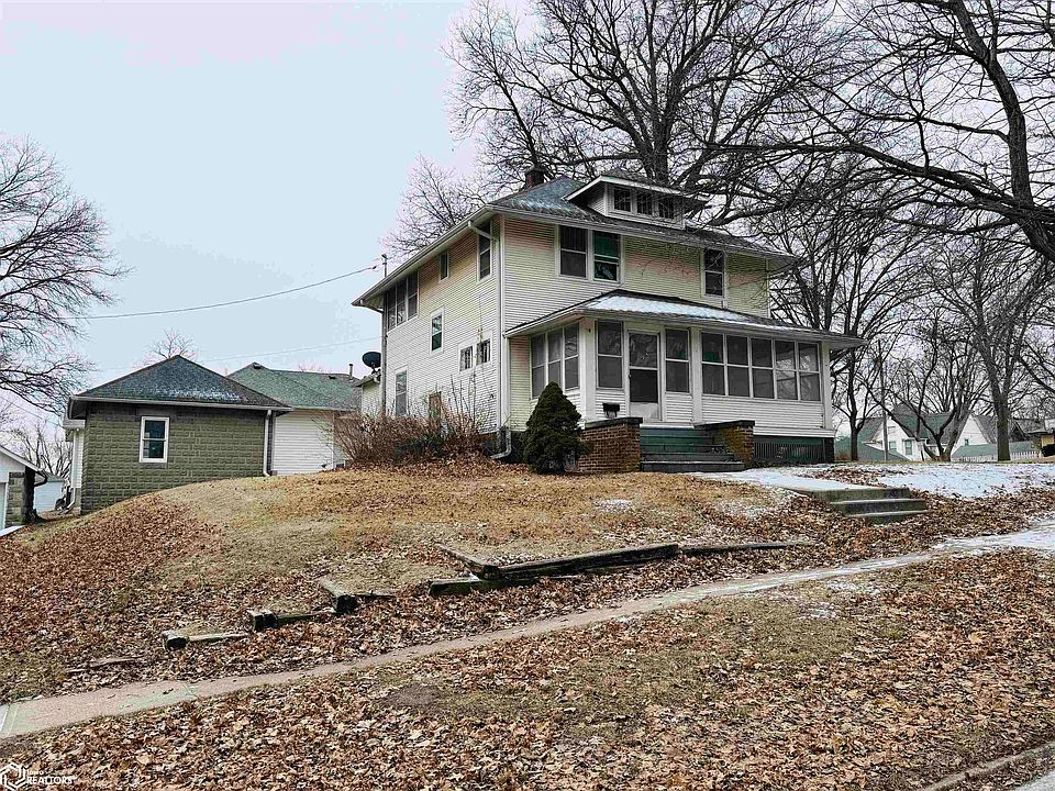 1st image of 1000 E Corning St
