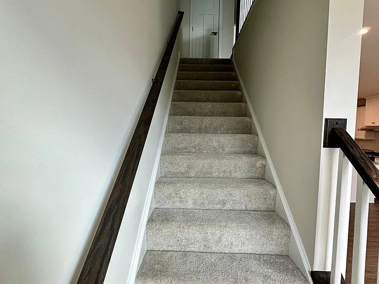 325 E Cochran St — Photo 20