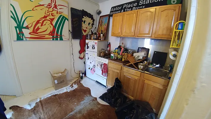 Rented by Downtown Mgt & Realty LLC | media 10