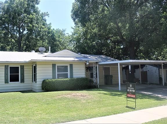 2nd image of 1518 Arbor Ln