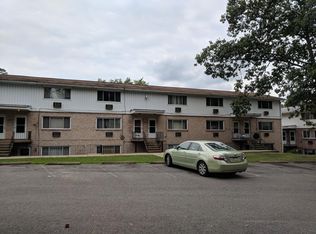 900 Seneca Ct APT 38, McKeesport, PA