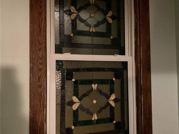 5th image of 555 Woodward Ave
