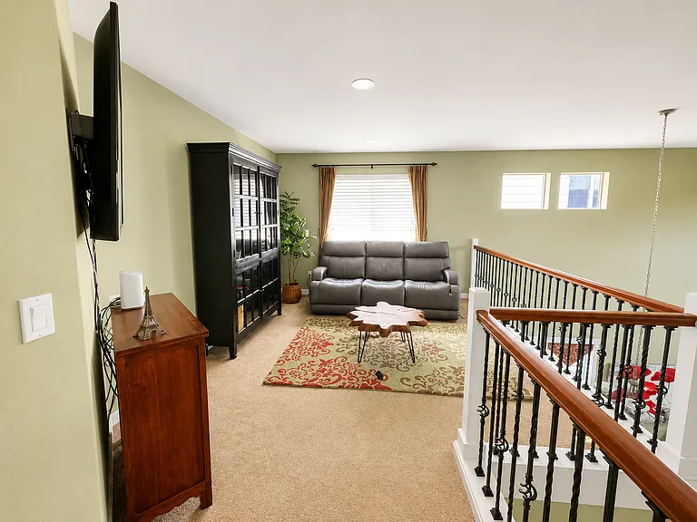 220 246th Ct NE — Photo 11