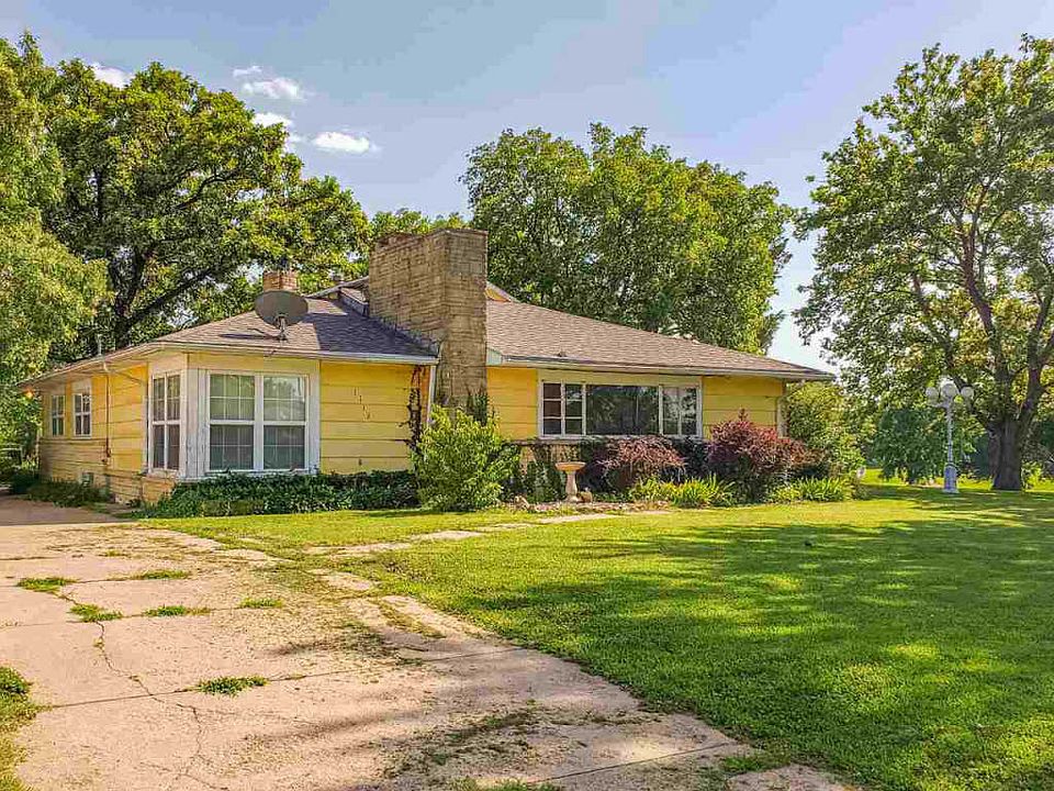 1st image of 1116 W Harvey Ave