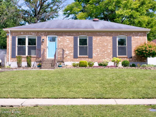 8303 Cloverport Dr, Louisville, KY 40228
