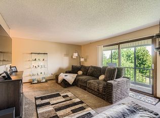 255 Westview Dr APT 305, West Saint Paul, MN 55118