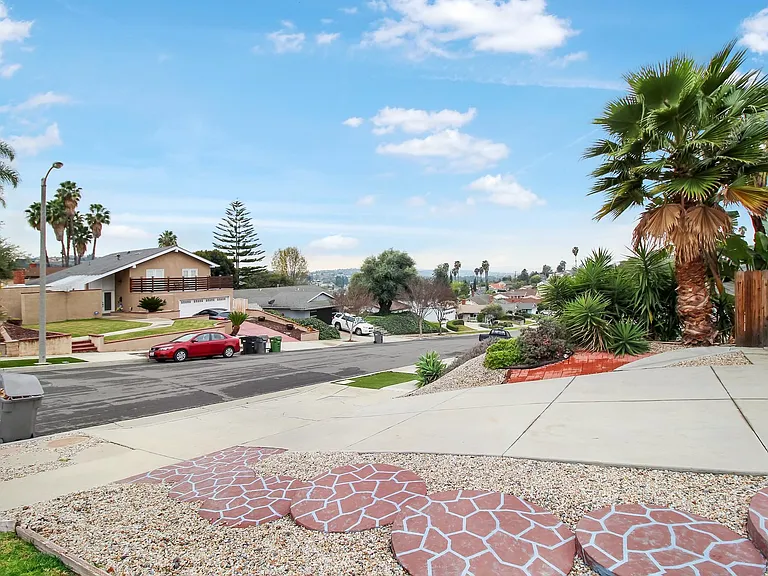 24059 Willow Creek Rd — Photo 3