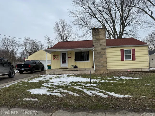 830 Coutant St, Flushing, MI 48433