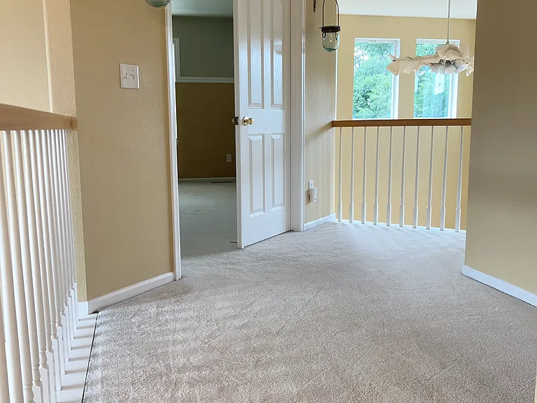 Second level landing area - common corridor