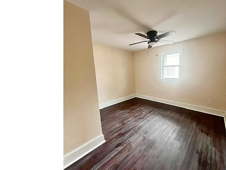 115 Anderson St — Photo 5