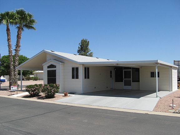 2nd image of 40667 N CLUBHOUSE Drive