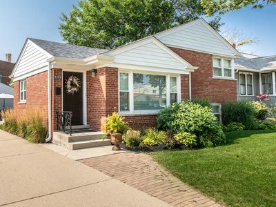 900 Rowe Ave, Park Ridge, IL, 60068