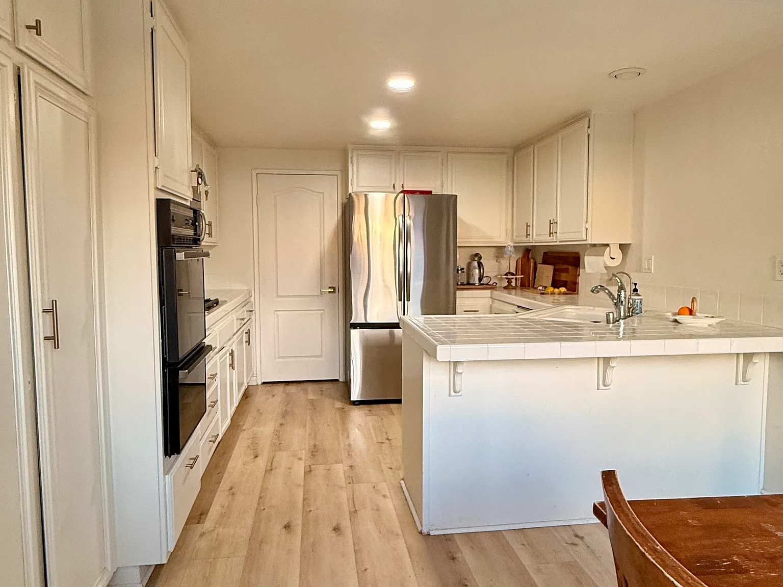 1217 Avenida Roundelay — Photo 4