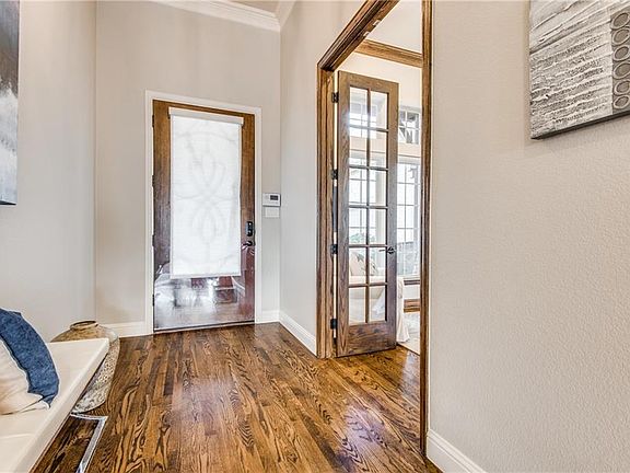 4th image of 3709 Valencia Ct