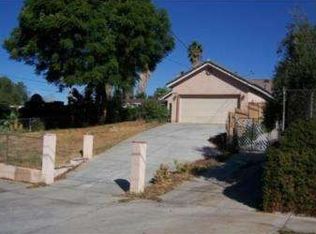 2493 11th St, Riverside, CA 92507
