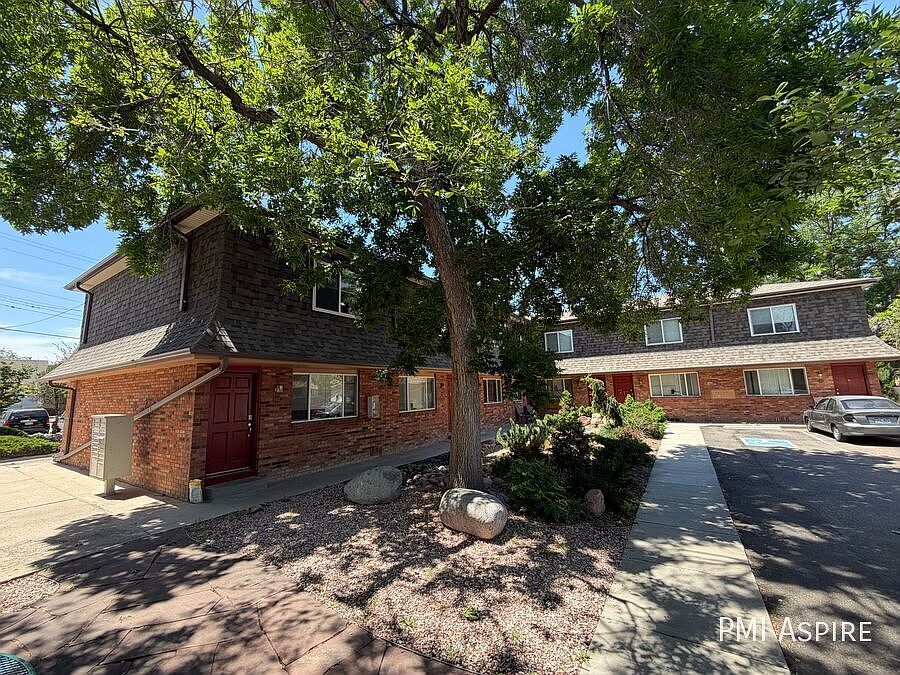 1st image of 1410 E 6th St #1446
