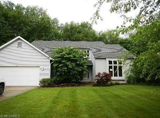 230 Avalon Dr SE, Warren, OH