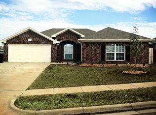 6103 Rising Meadow Dr, Arlington, TX 76018