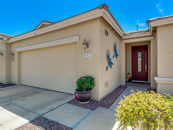 4th image of 41921 W Ellington Ln