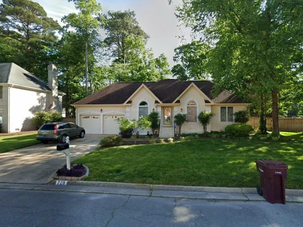 728 Tupelo Xing, Chesapeake, VA 23320