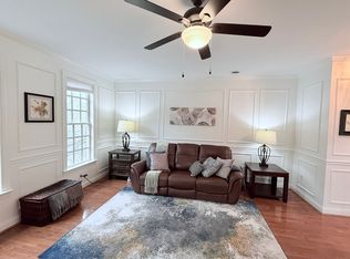 324 Long Pointe Ln #200, Columbia, SC 29229