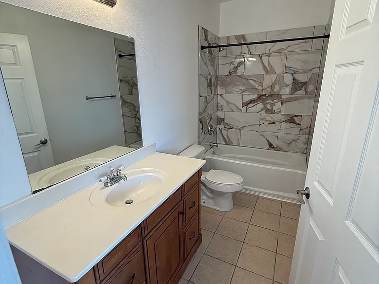 320 Woodgrove Dr #A — Photo 3