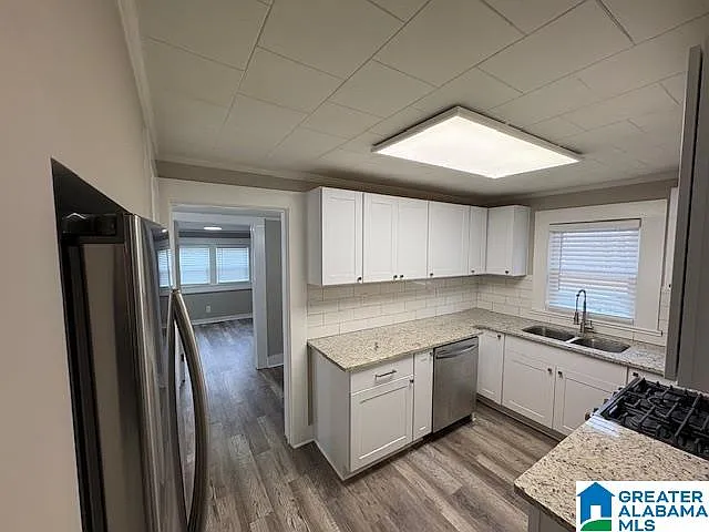 336 3rd St SE — Photo 9
