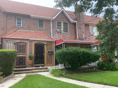 11607 218th St, Jamaica, NY, 11411
