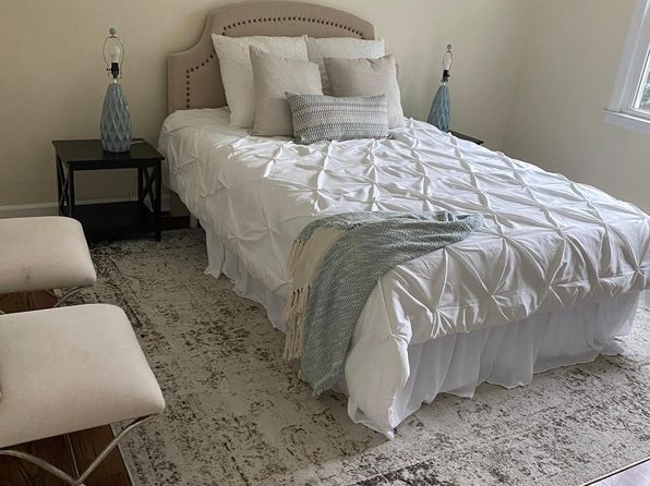 (undisclosed Address)