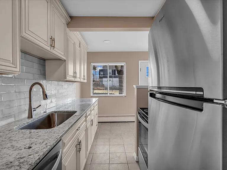 141 Ardmore Dr #141 — Photo 5