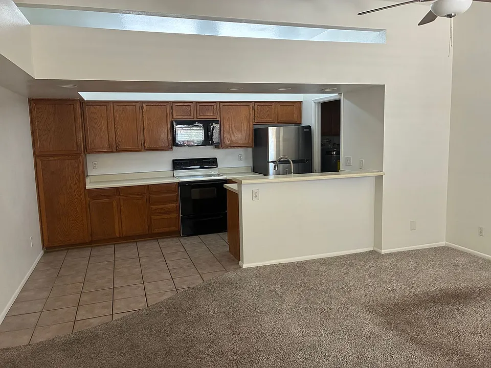 1432 W Emerald Ave #738