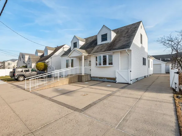 89-10 157th Avenue image 1 of 1