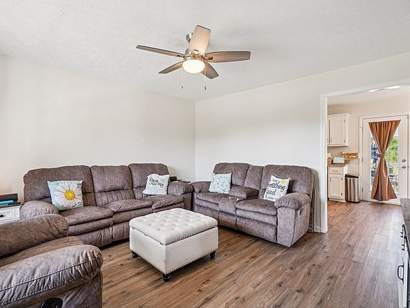 5th image of 253 Audrea Ln