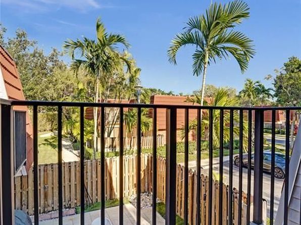 760 NW 99th Cir, Plantation, FL 33324