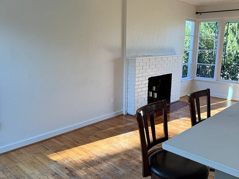 732 S Monroe St — Photo 6
