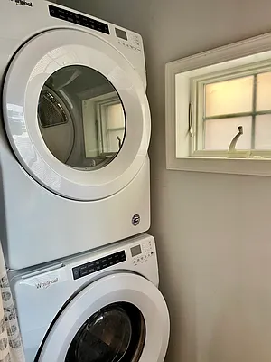 Rented by Keller Williams NYC | media 25