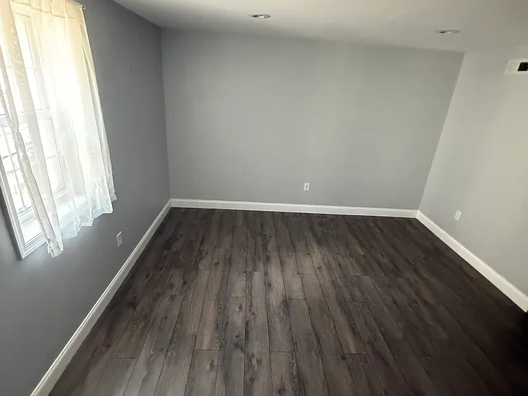 1714 Rodman St — Photo 6