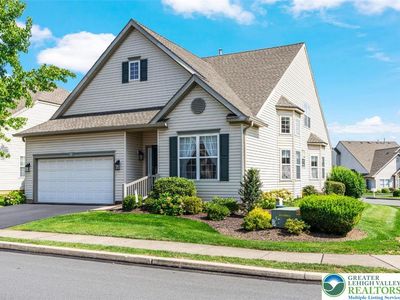 6635 Blue Heather Ct, Macungie, PA, 18062