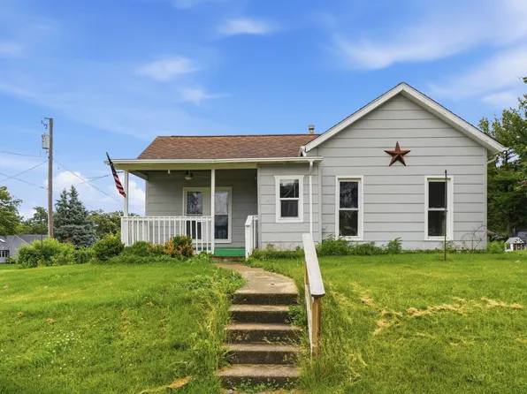 1603 10th St, Eldora, IA 50627