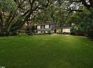 5317 Old Shell Rd, Mobile, AL 36608