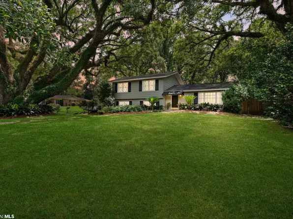 5317 Old Shell Rd, Mobile, AL 36608