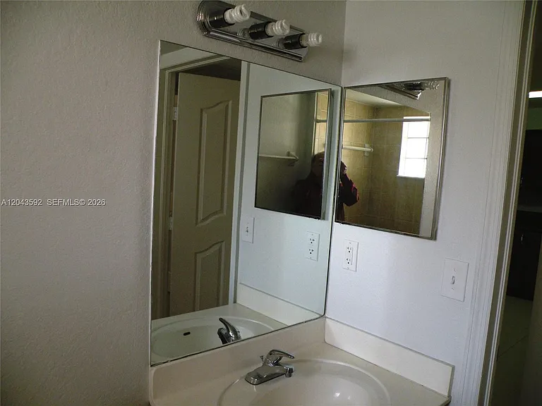 10981 NW 88th Ter #801 — Photo 7
