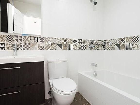 561_Graham_Avenue-4