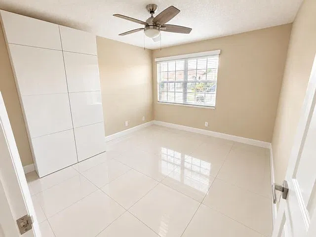 3 bed, 2.0 bath, $5,500 — Photo 3