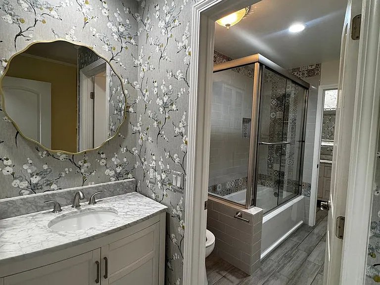 1580 Valecroft Ave — Photo 18